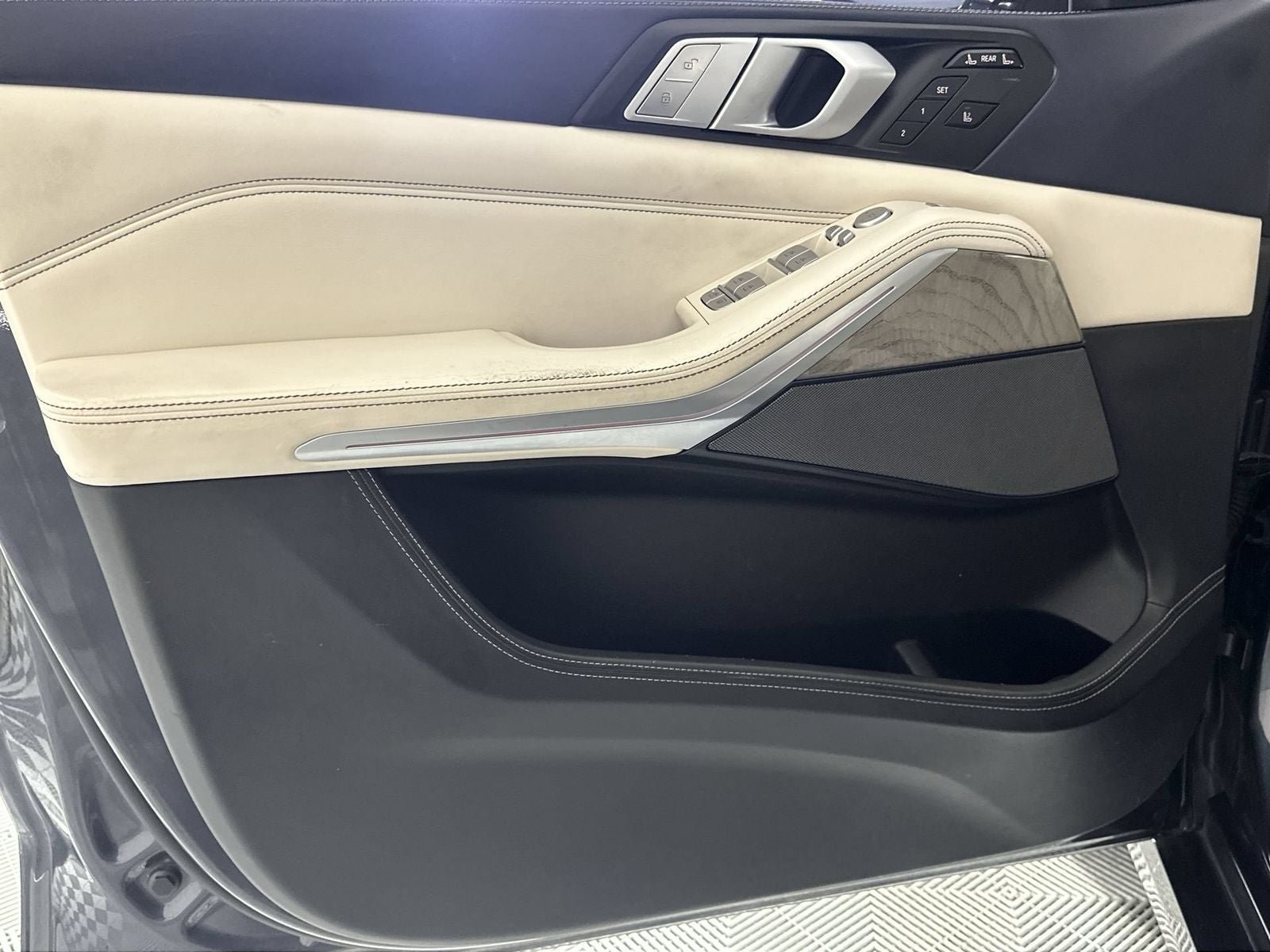 2019 BMW X7 xDrive50i
