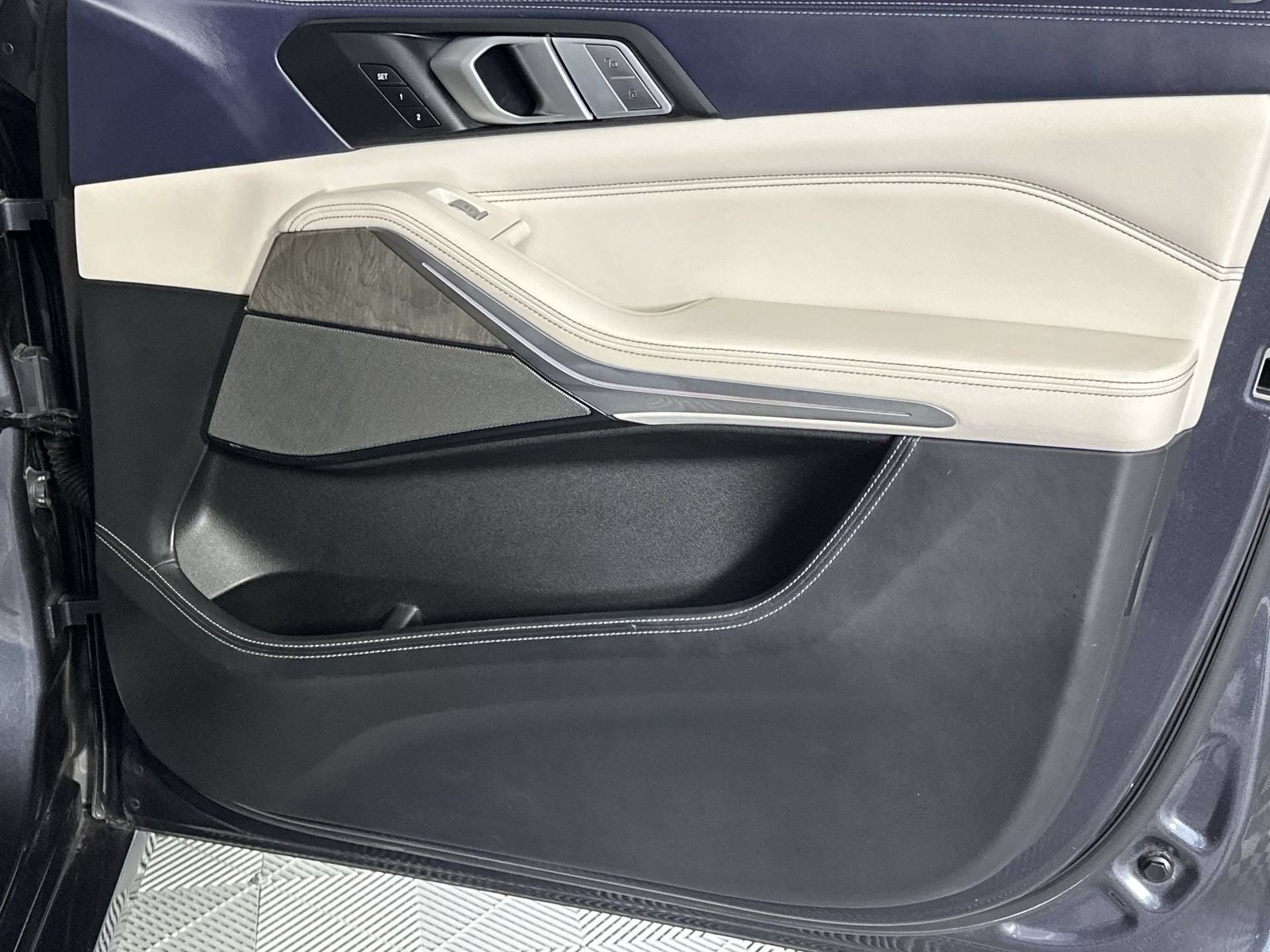 2019 BMW X7 xDrive50i