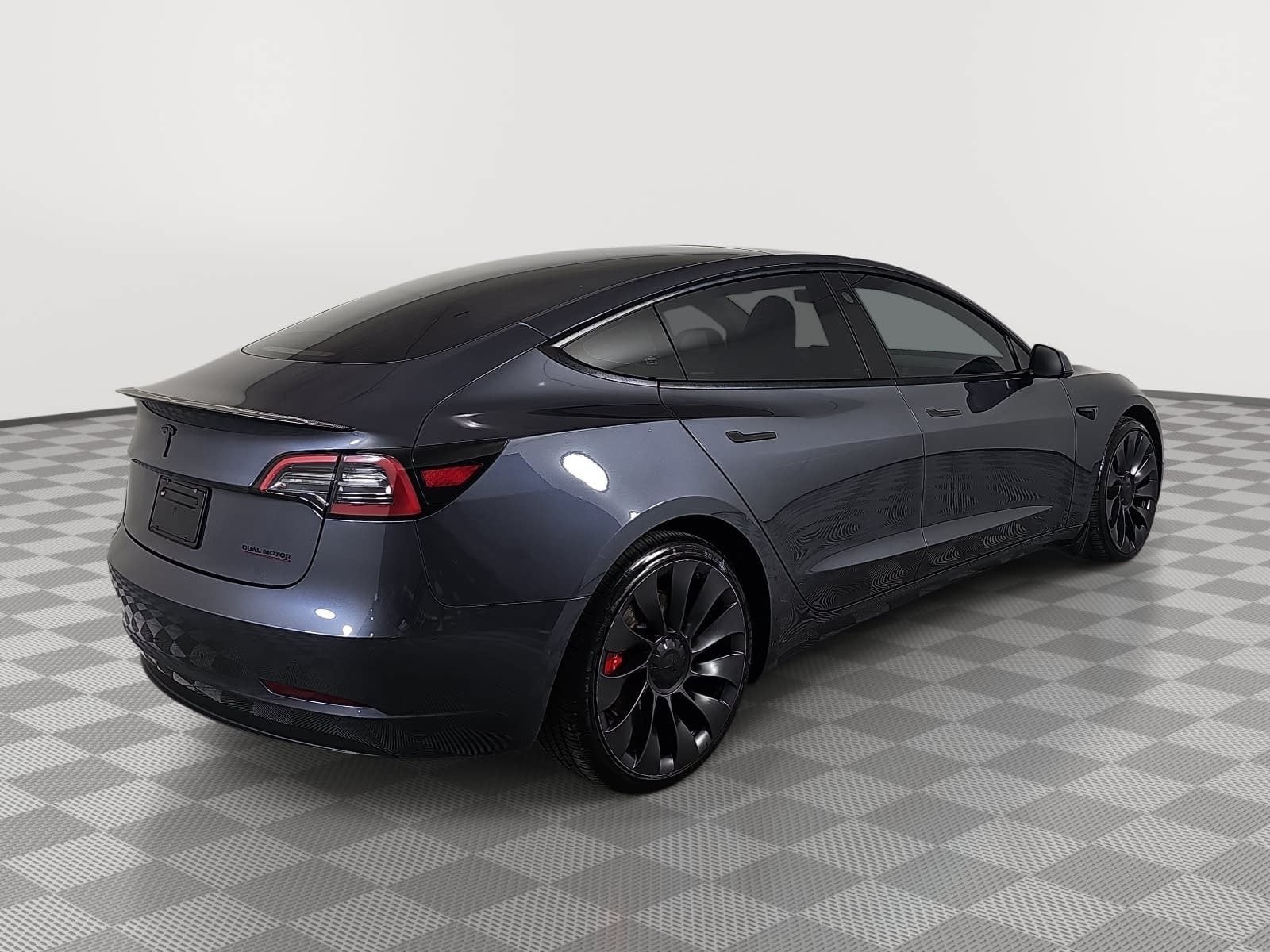 2023 Tesla Model 3 Performance