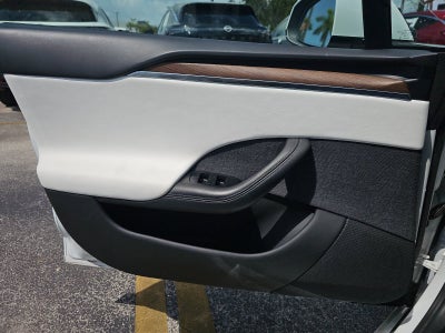 2023 Tesla Model S Standard Range