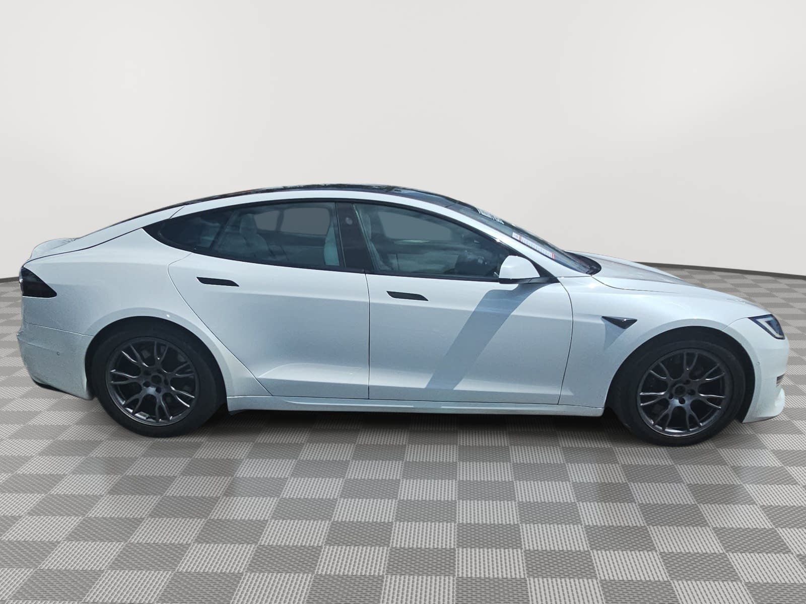 2023 Tesla Model S Standard Range