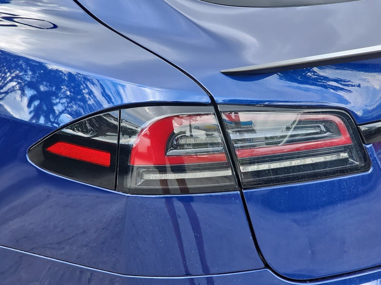 2024 Tesla Model S Plaid