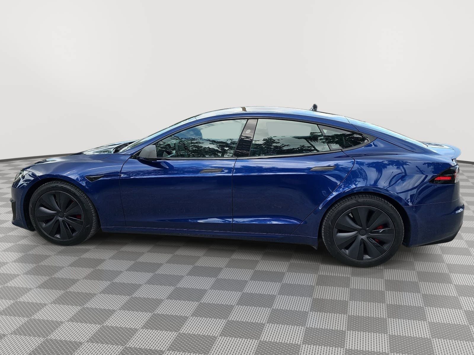 2024 Tesla Model S Plaid