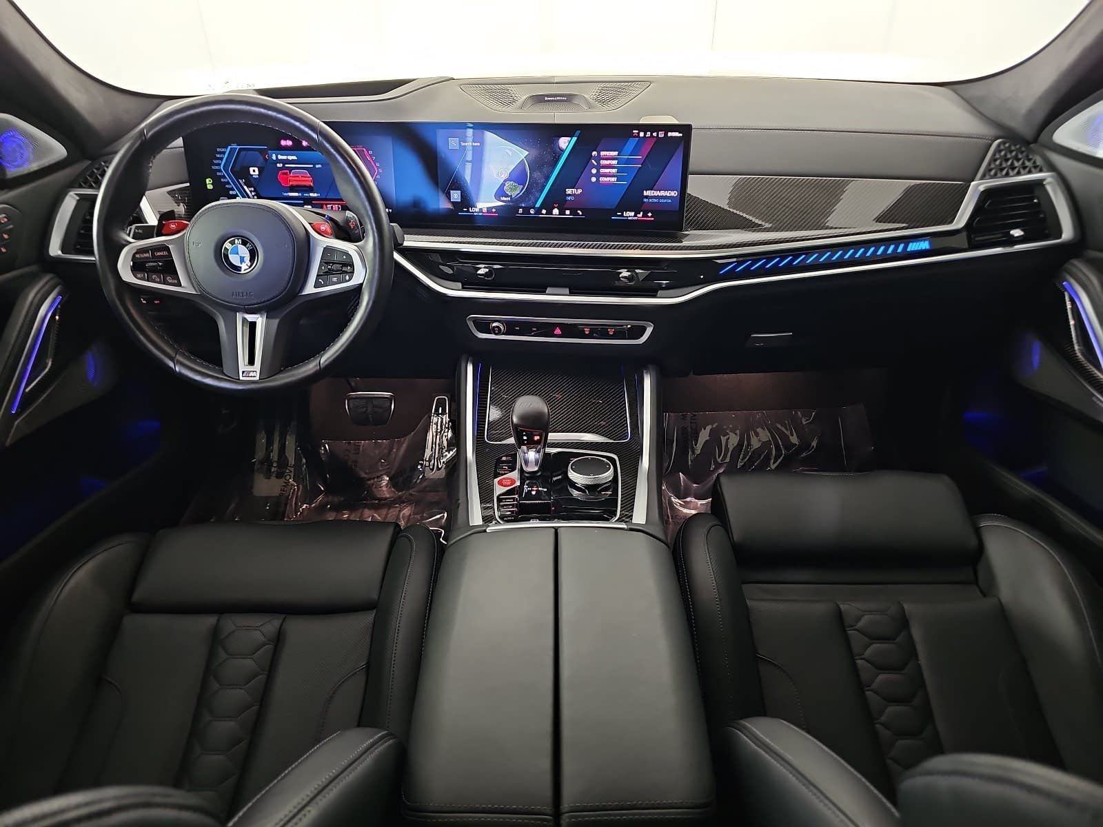 2025 BMW X6 M Base