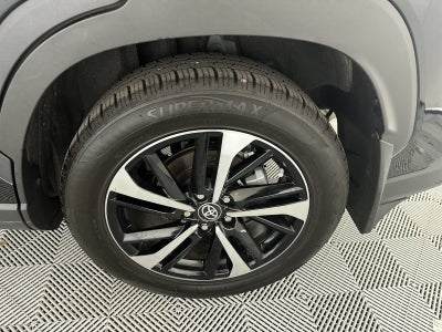 2024 Toyota Corolla Cross Hybrid XSE
