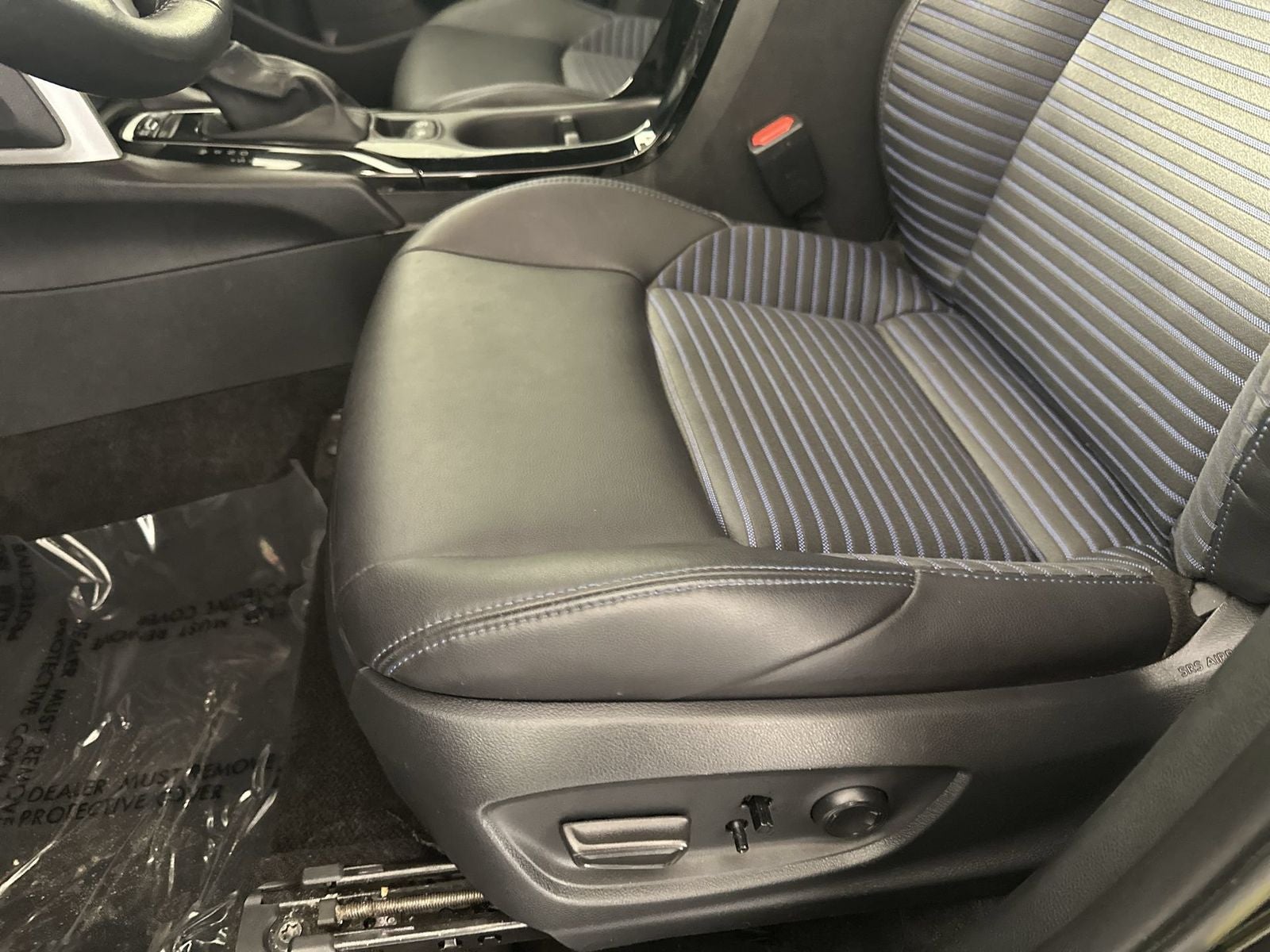 2024 Toyota Corolla Cross Hybrid XSE