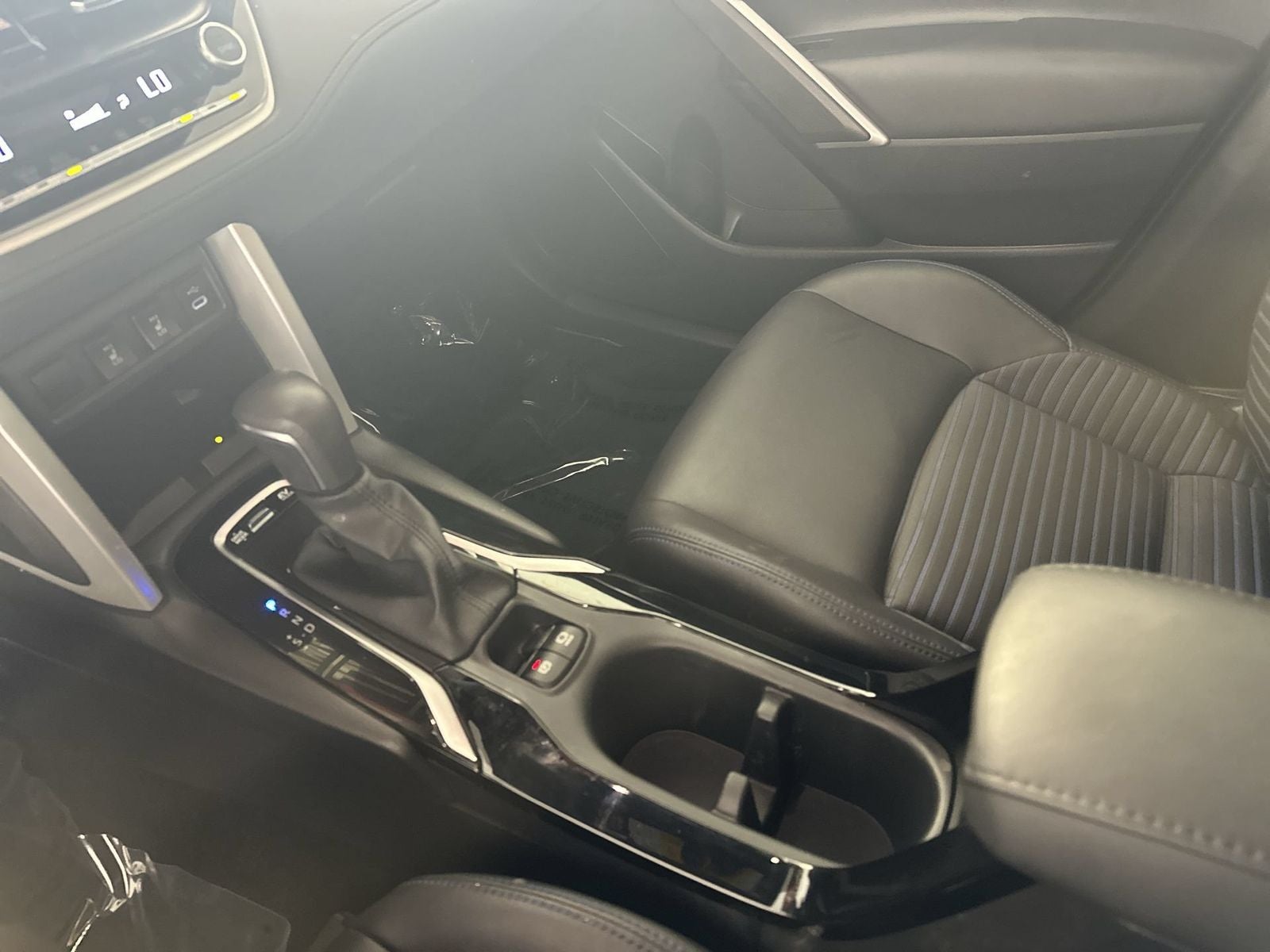 2024 Toyota Corolla Cross Hybrid XSE