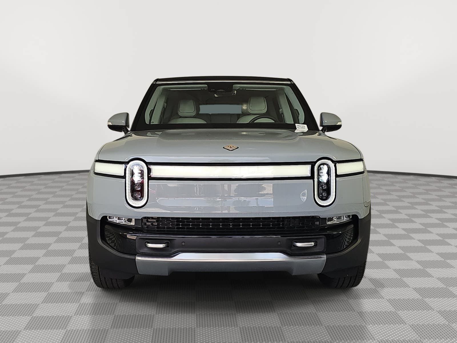 2024 Rivian R1S Adventure