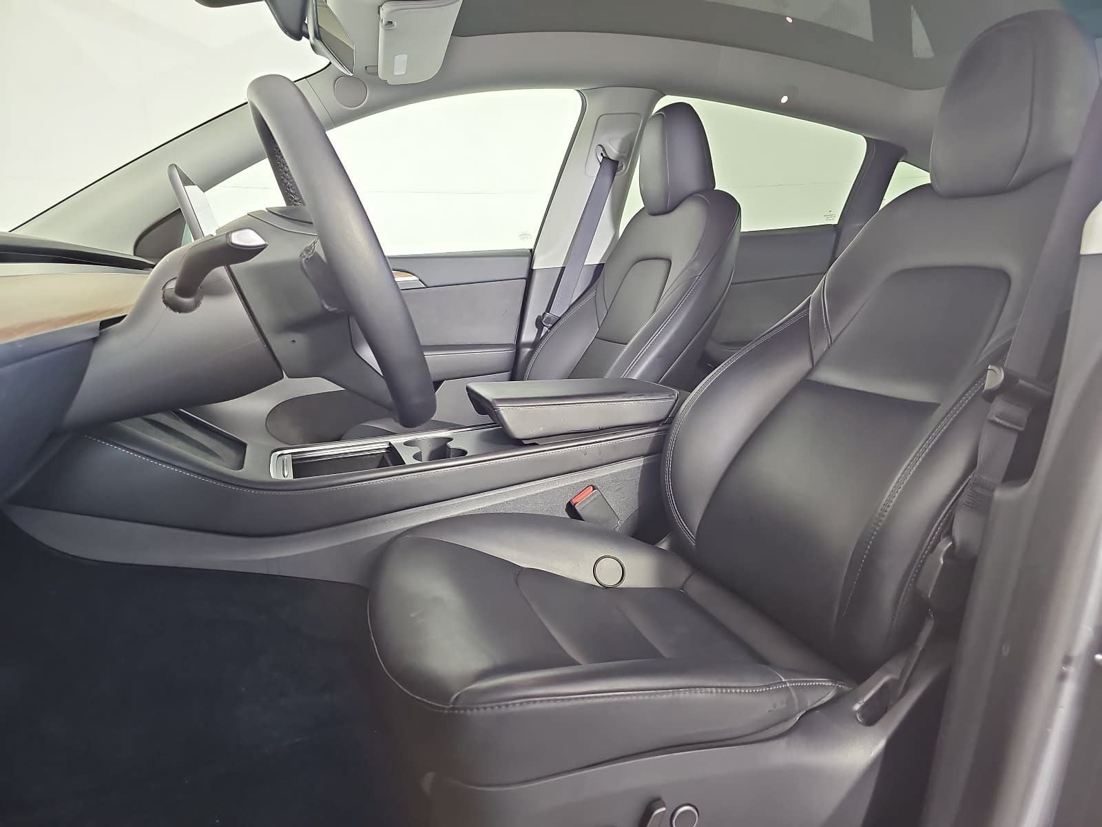 2025 Tesla Model Y Long Range