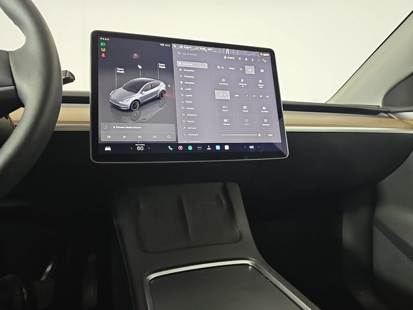 2025 Tesla Model Y Long Range