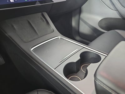 2025 Tesla Model Y Long Range