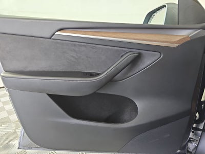 2025 Tesla Model Y Long Range