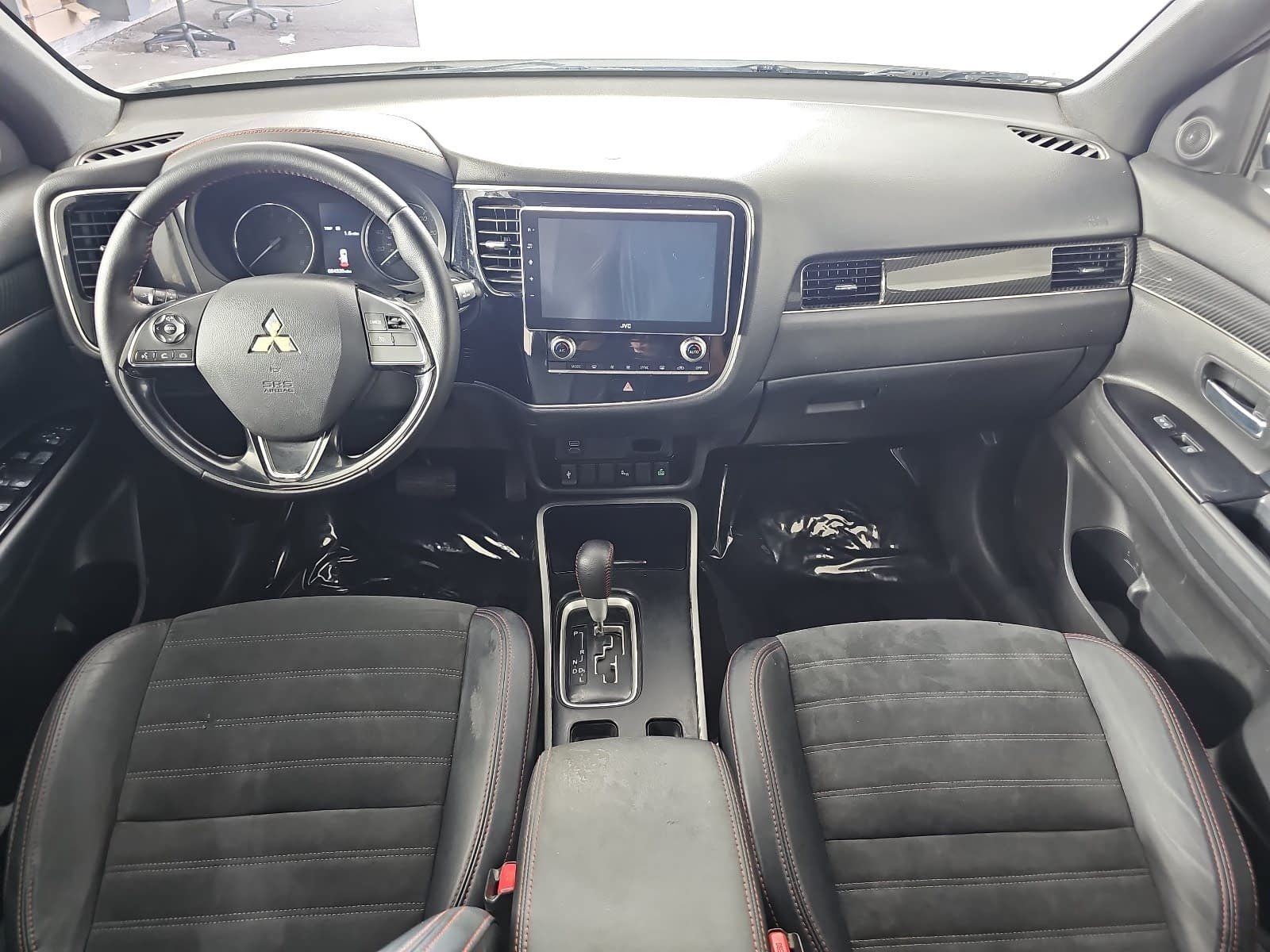 2020 Mitsubishi Outlander SE