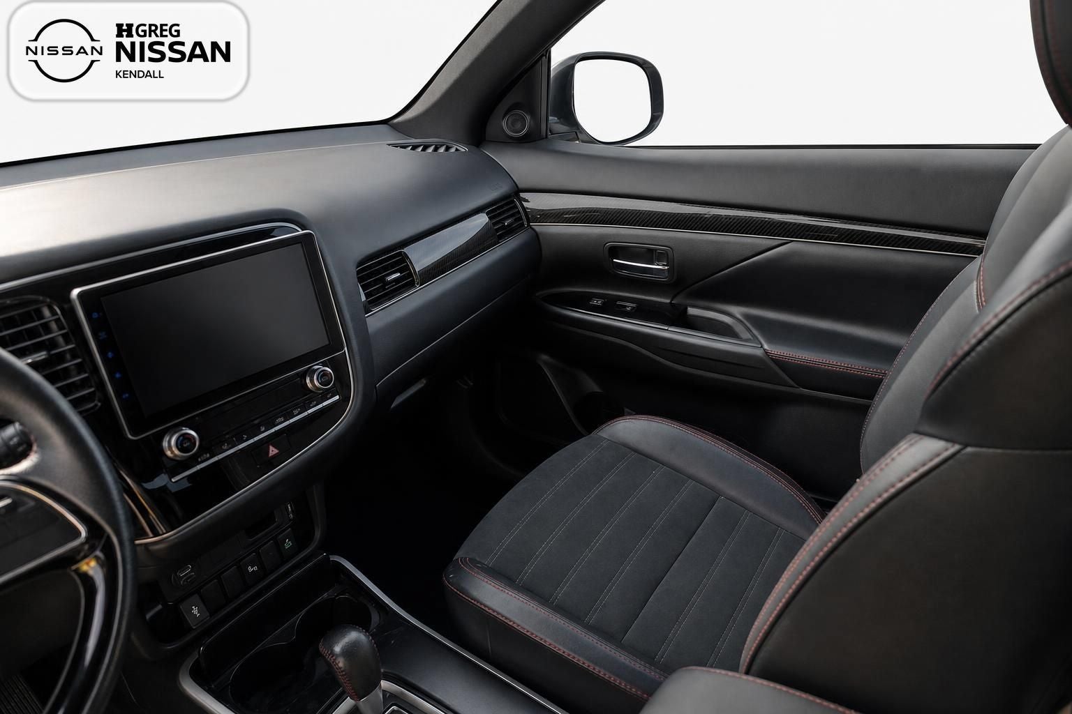 2020 Mitsubishi Outlander SE