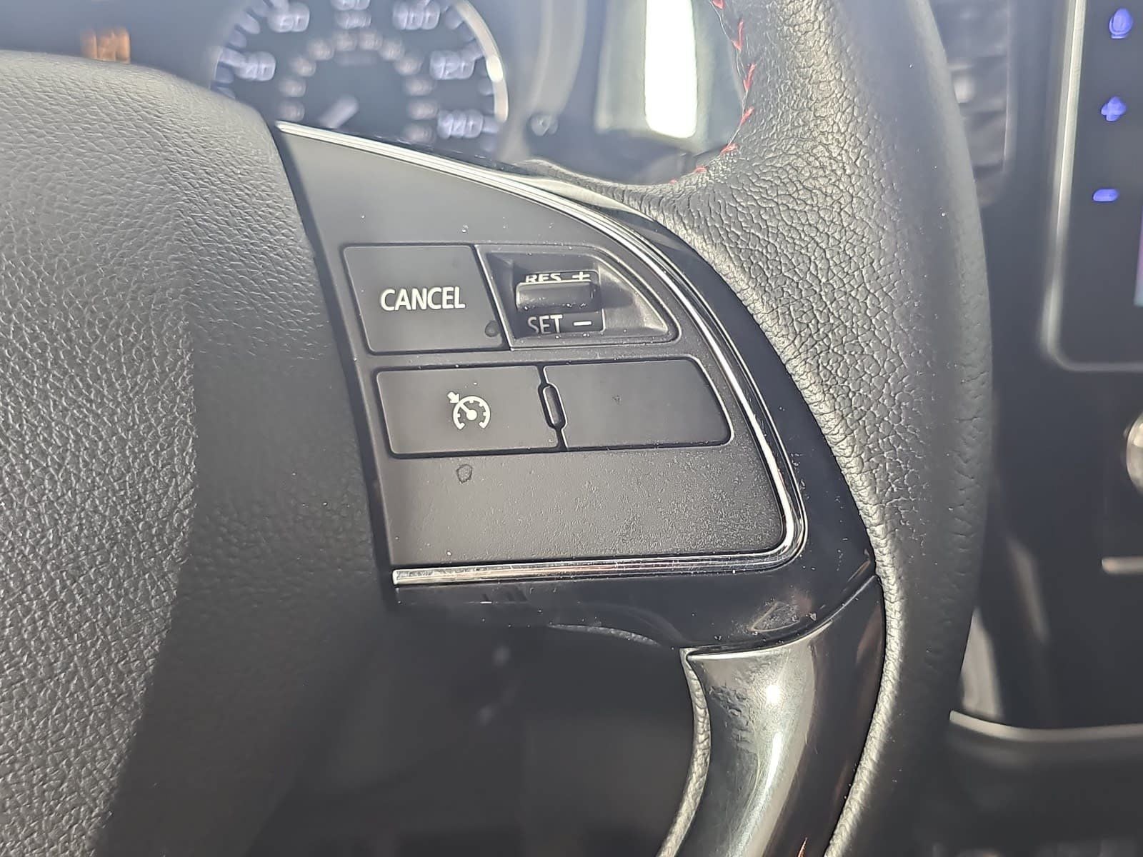 2020 Mitsubishi Outlander LE