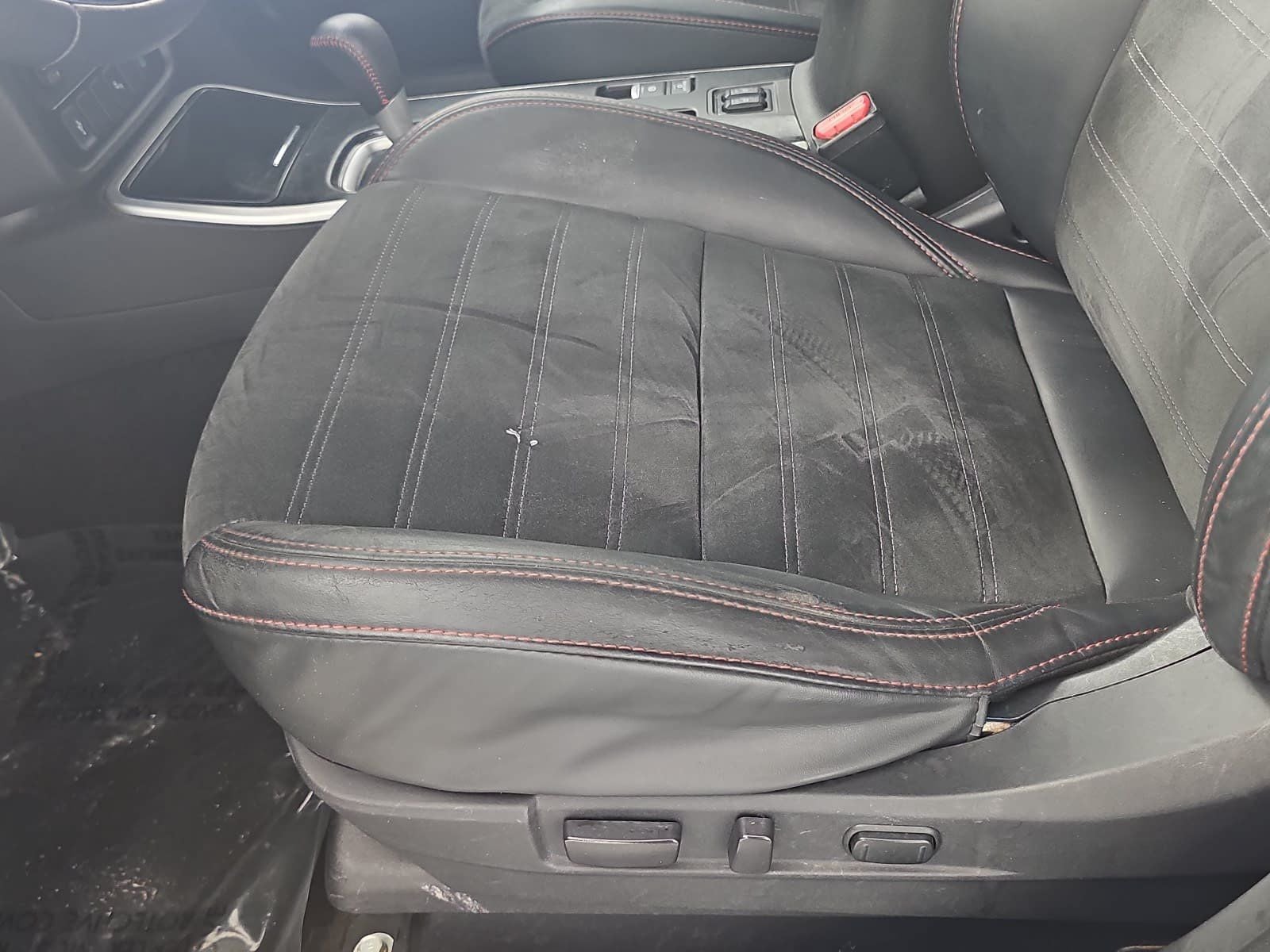 2020 Mitsubishi Outlander LE