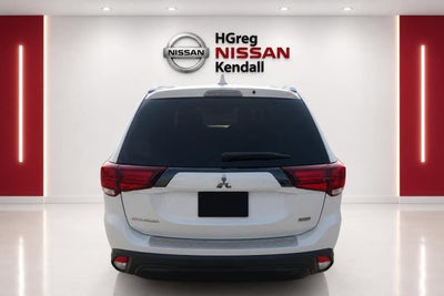 2020 Mitsubishi Outlander SE