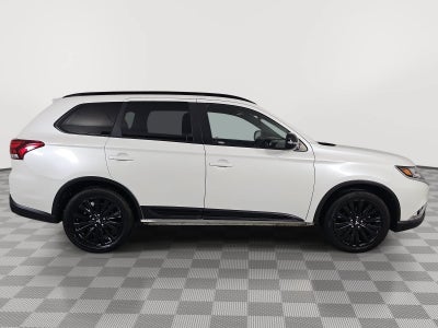 2020 Mitsubishi Outlander SE