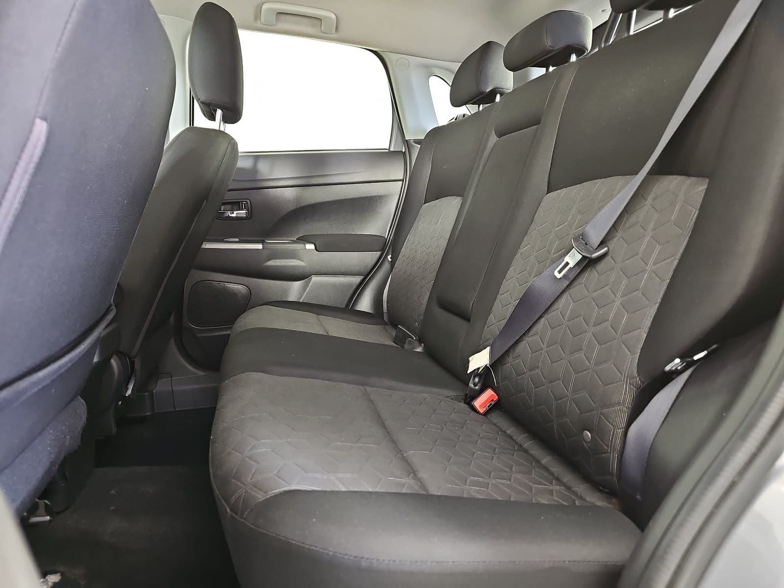 2020 Mitsubishi Outlander Sport SE 2.0