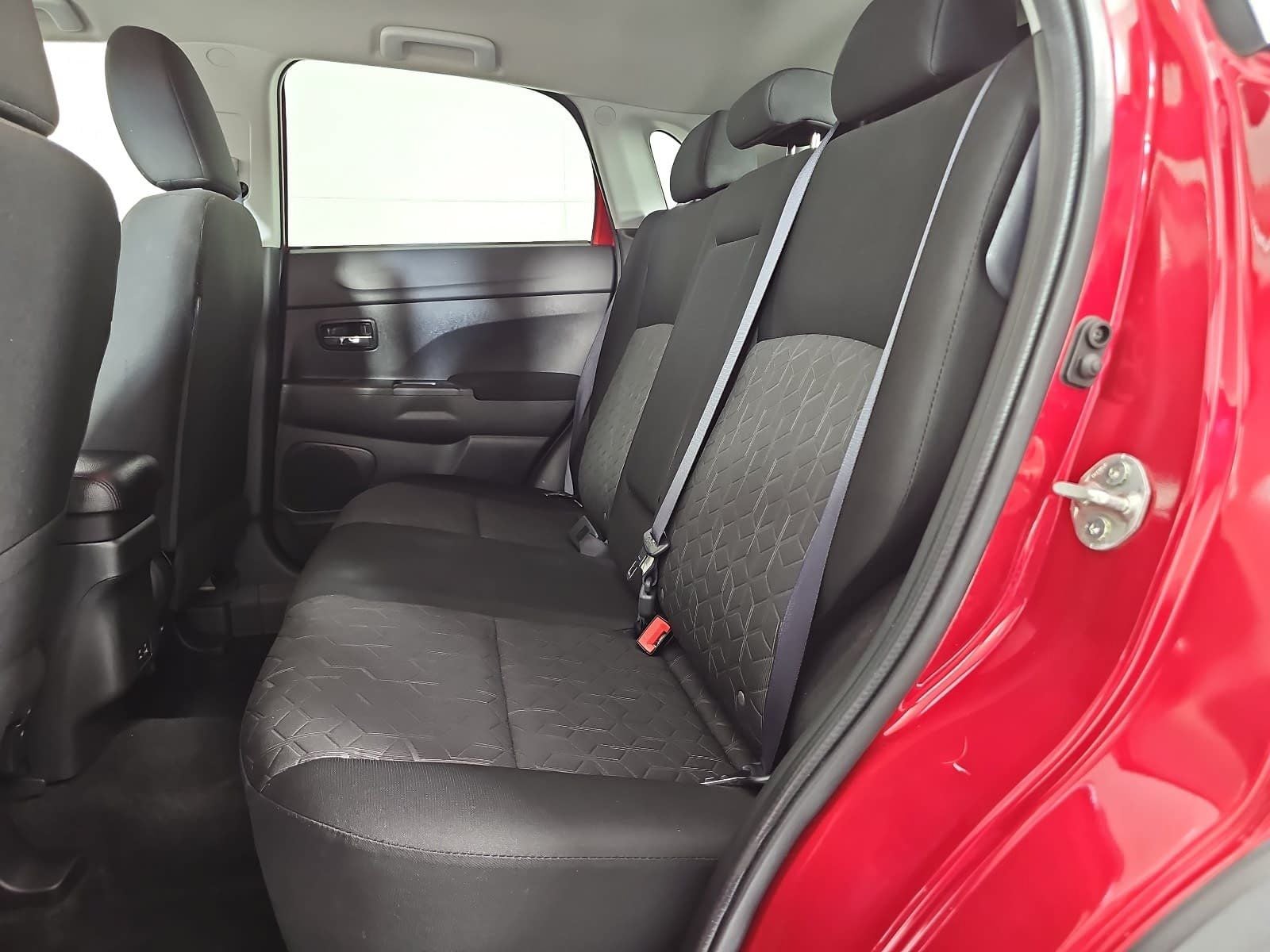 2023 Mitsubishi Outlander Sport 2.0 LE