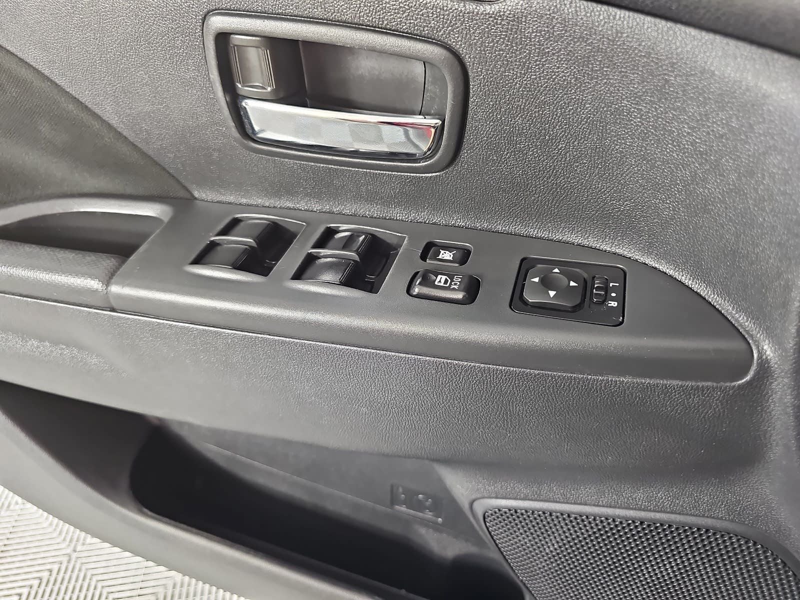 2023 Mitsubishi Outlander Sport 2.0 LE