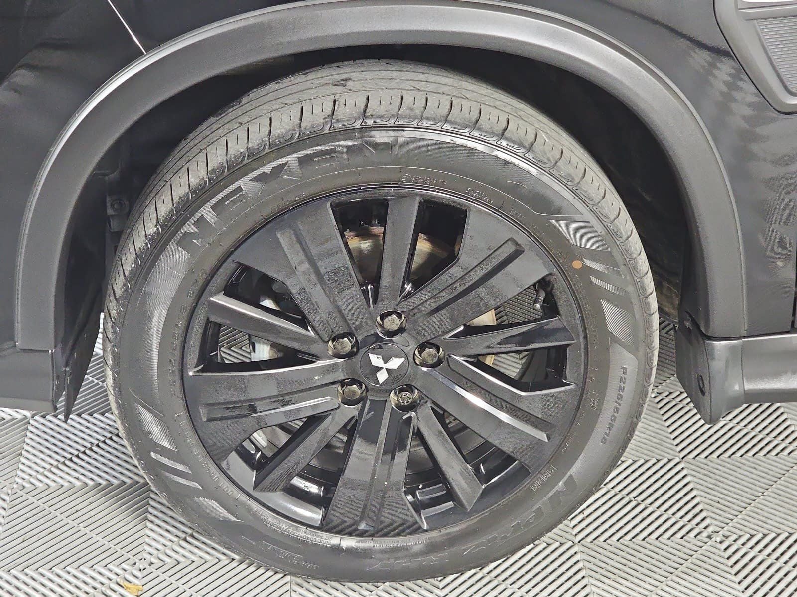 2024 Mitsubishi Outlander Sport LE