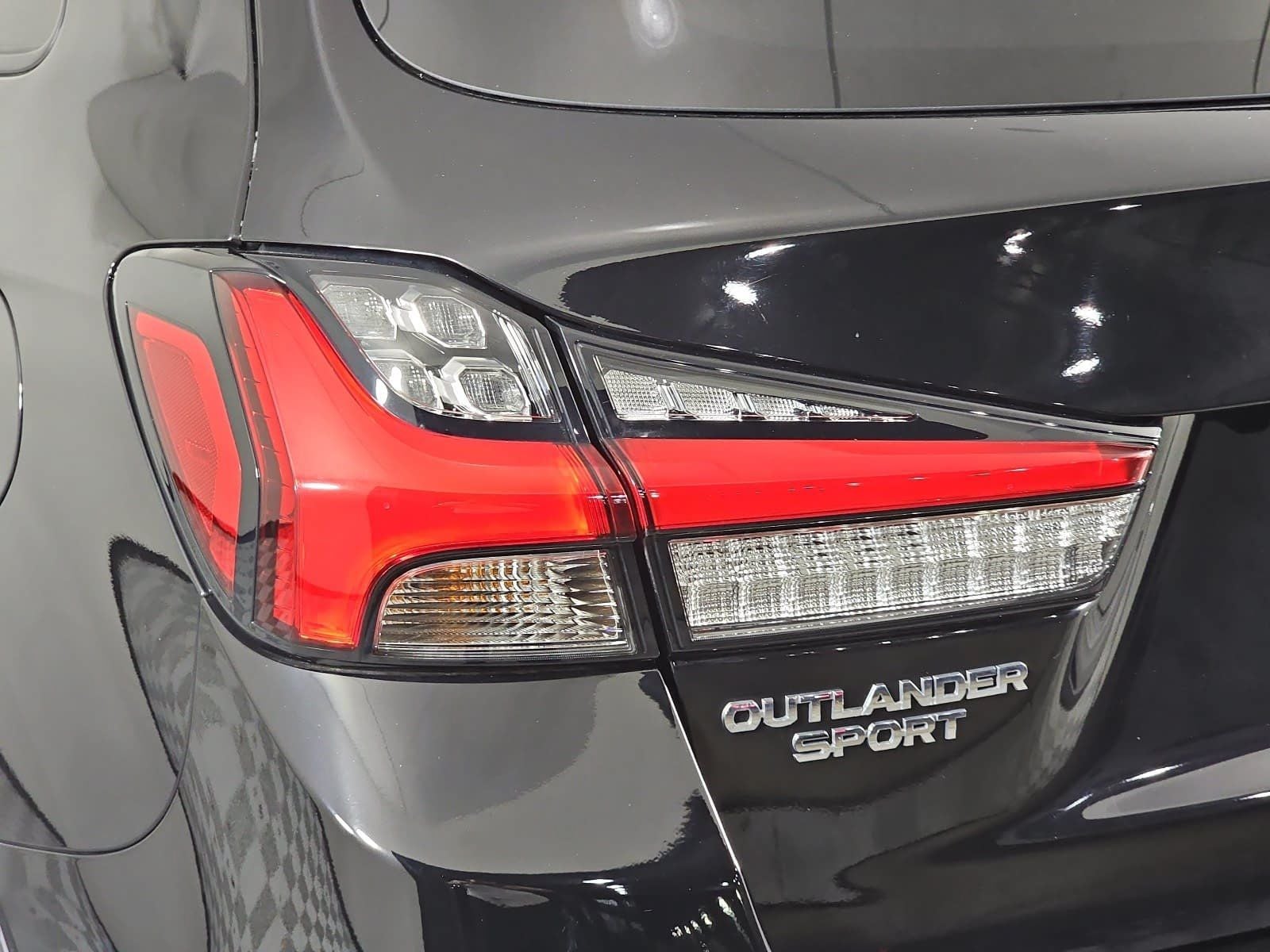 2024 Mitsubishi Outlander Sport 2.0 LE