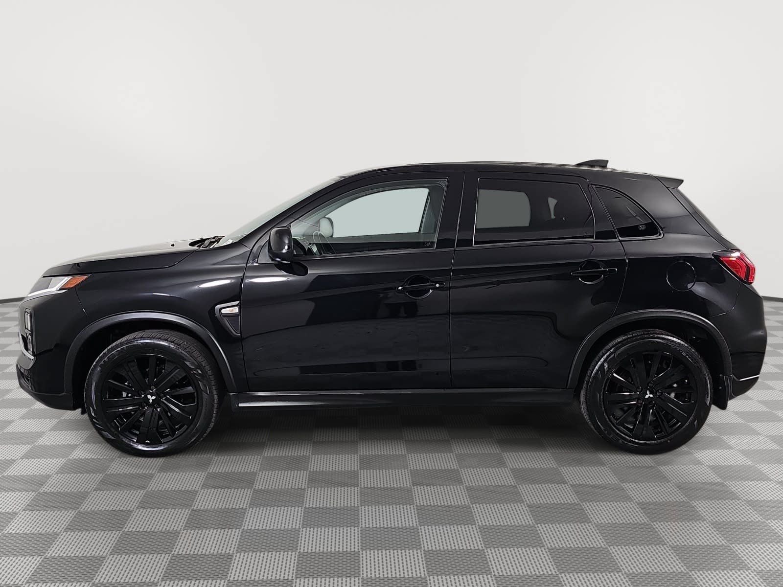 2024 Mitsubishi Outlander Sport LE