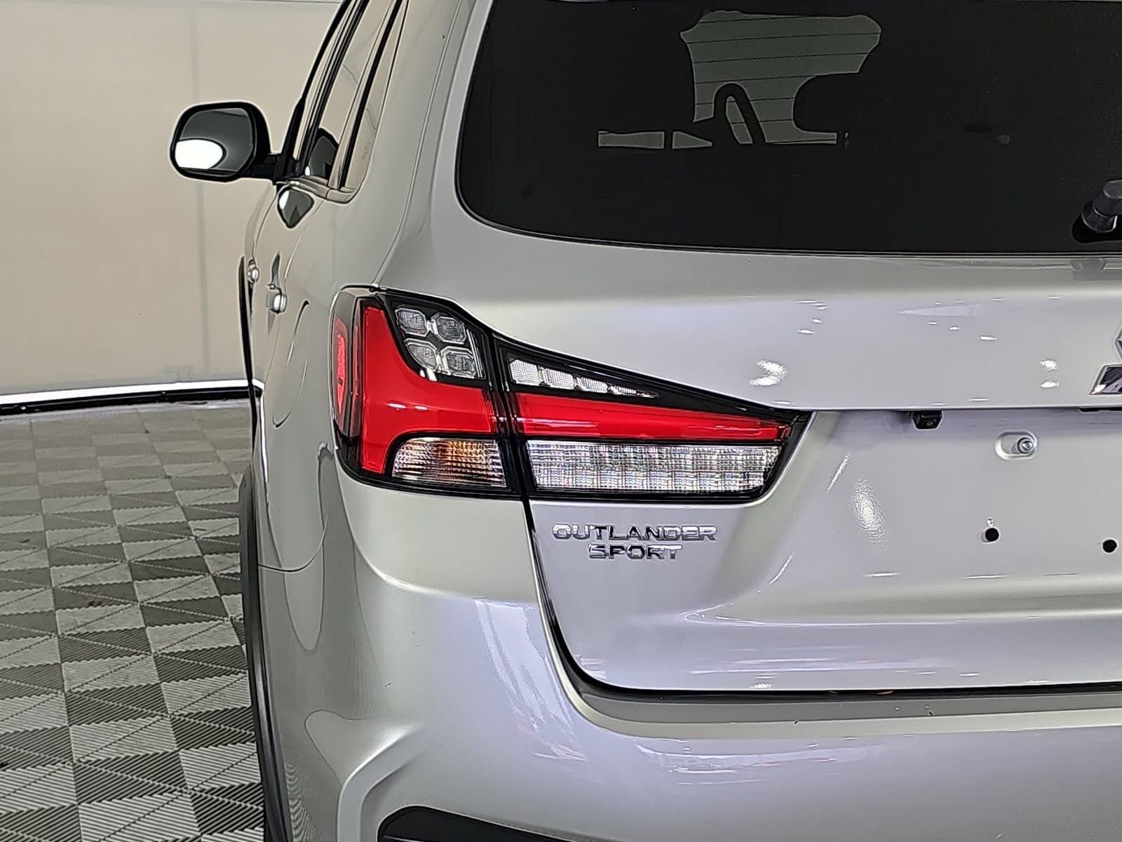 2024 Mitsubishi Outlander Sport 2.0 ES