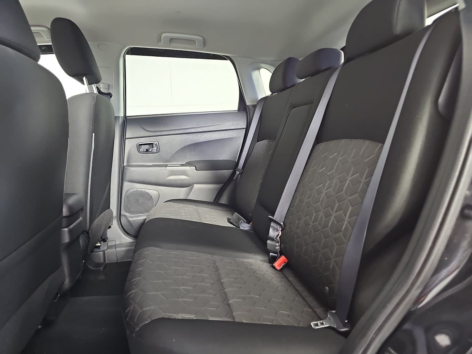 2023 Mitsubishi Outlander Sport ES