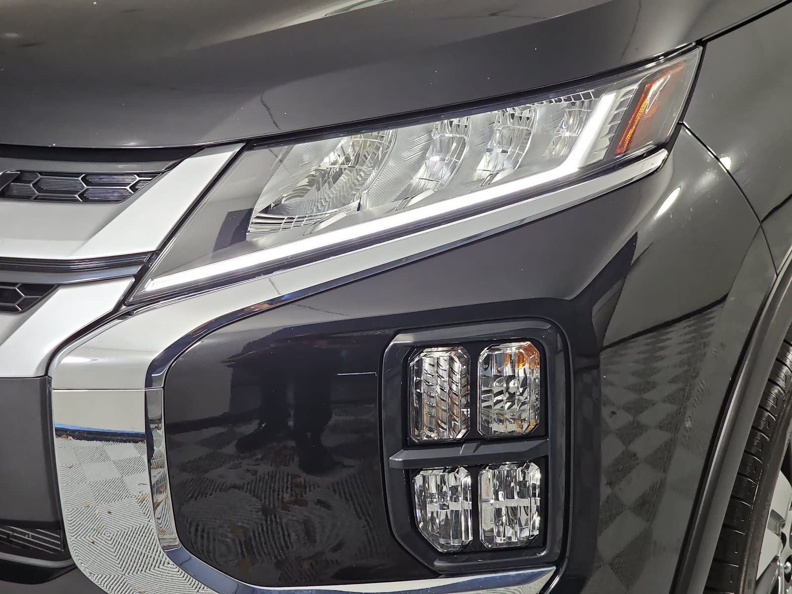 2023 Mitsubishi Outlander Sport ES