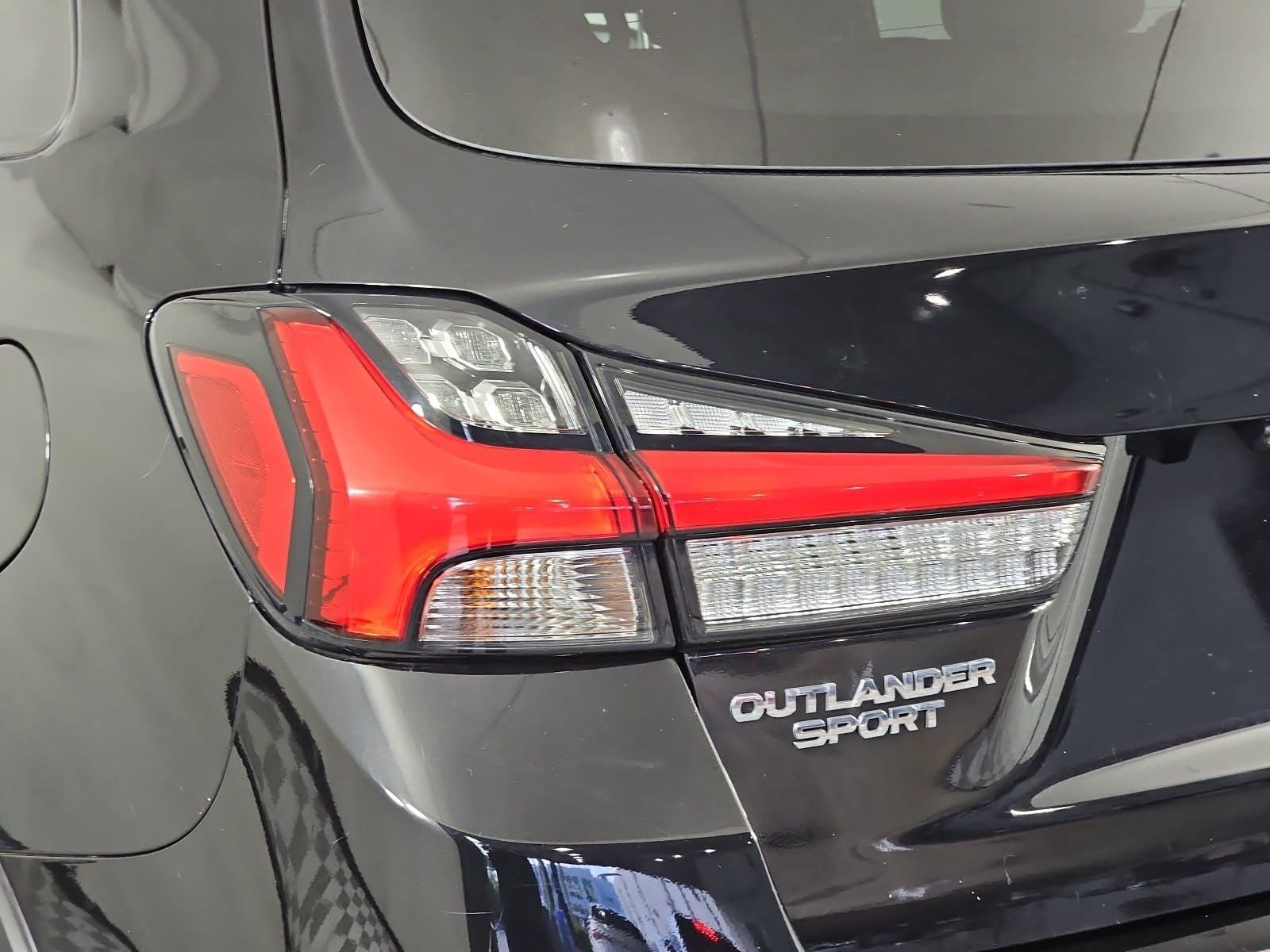 2023 Mitsubishi Outlander Sport ES