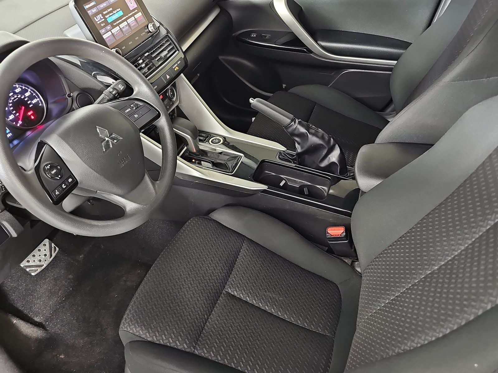 2023 Mitsubishi Eclipse Cross LE