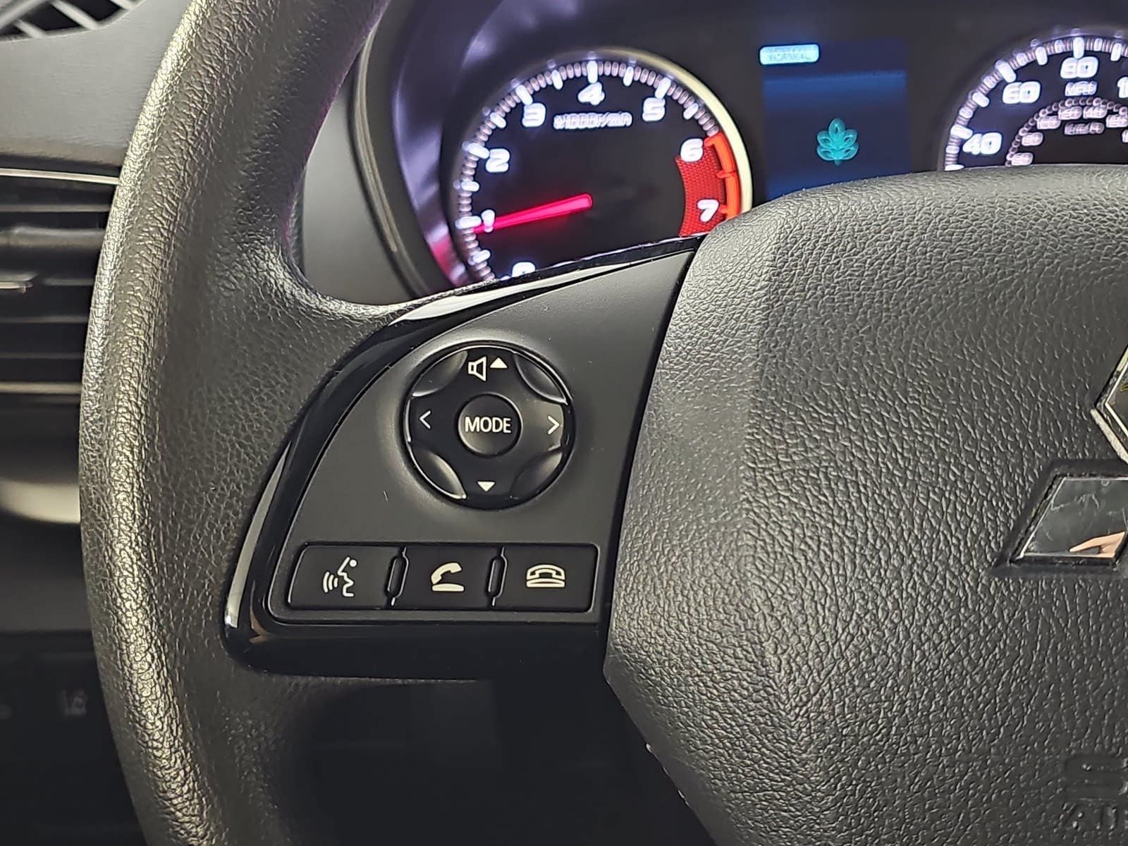 2023 Mitsubishi Eclipse Cross LE