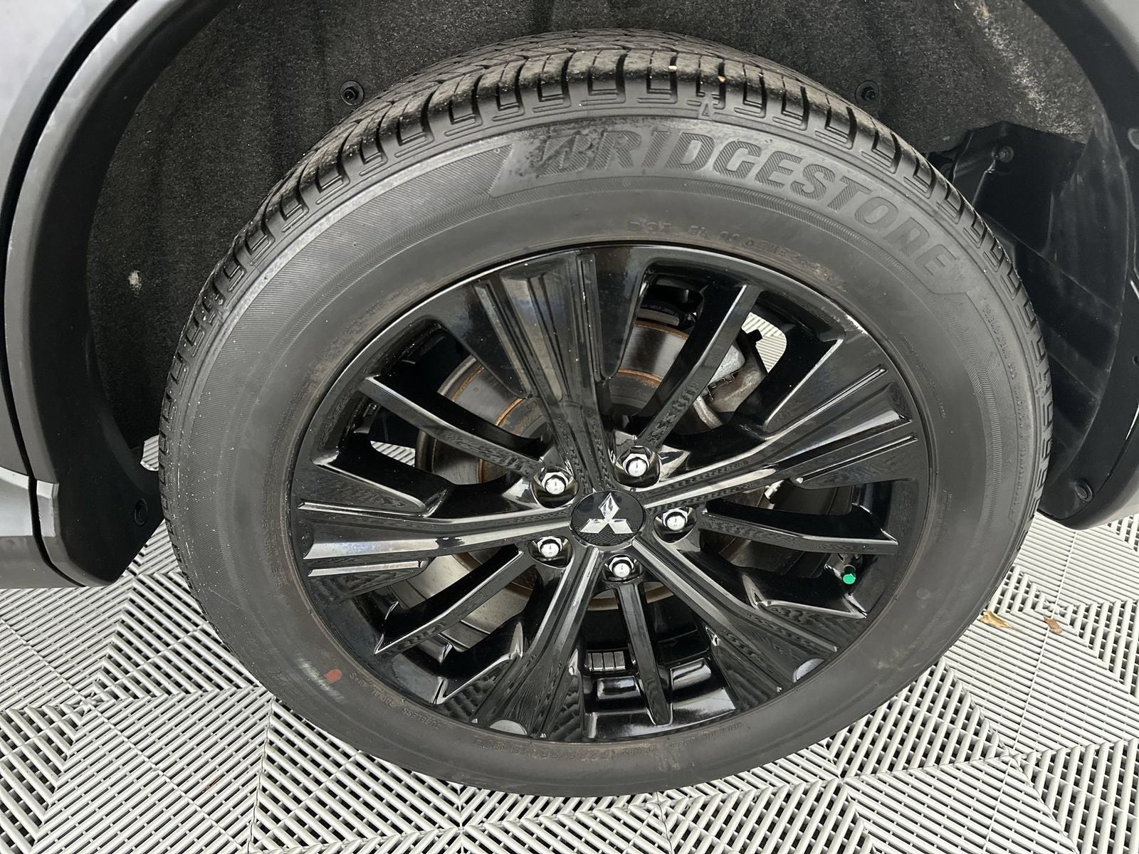 2022 Mitsubishi Eclipse Cross LE