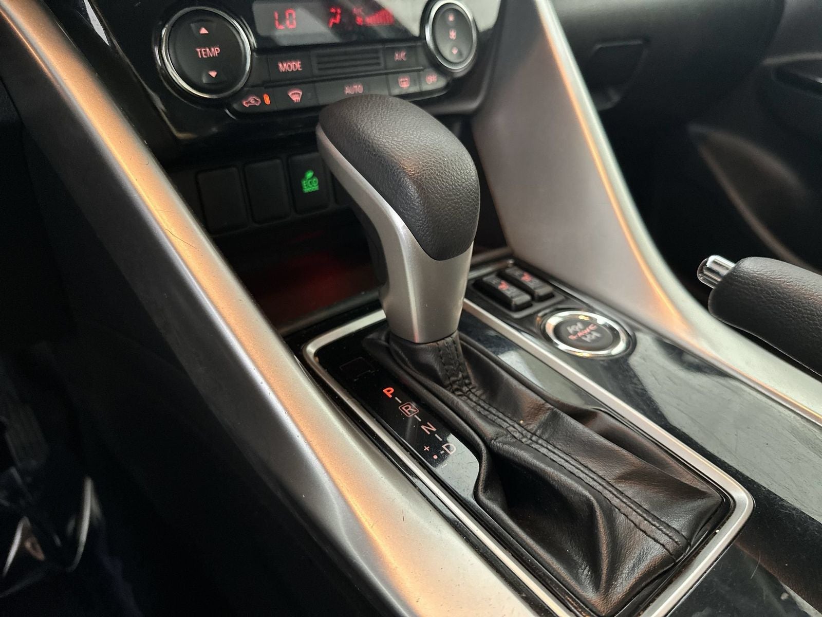 2022 Mitsubishi Eclipse Cross LE