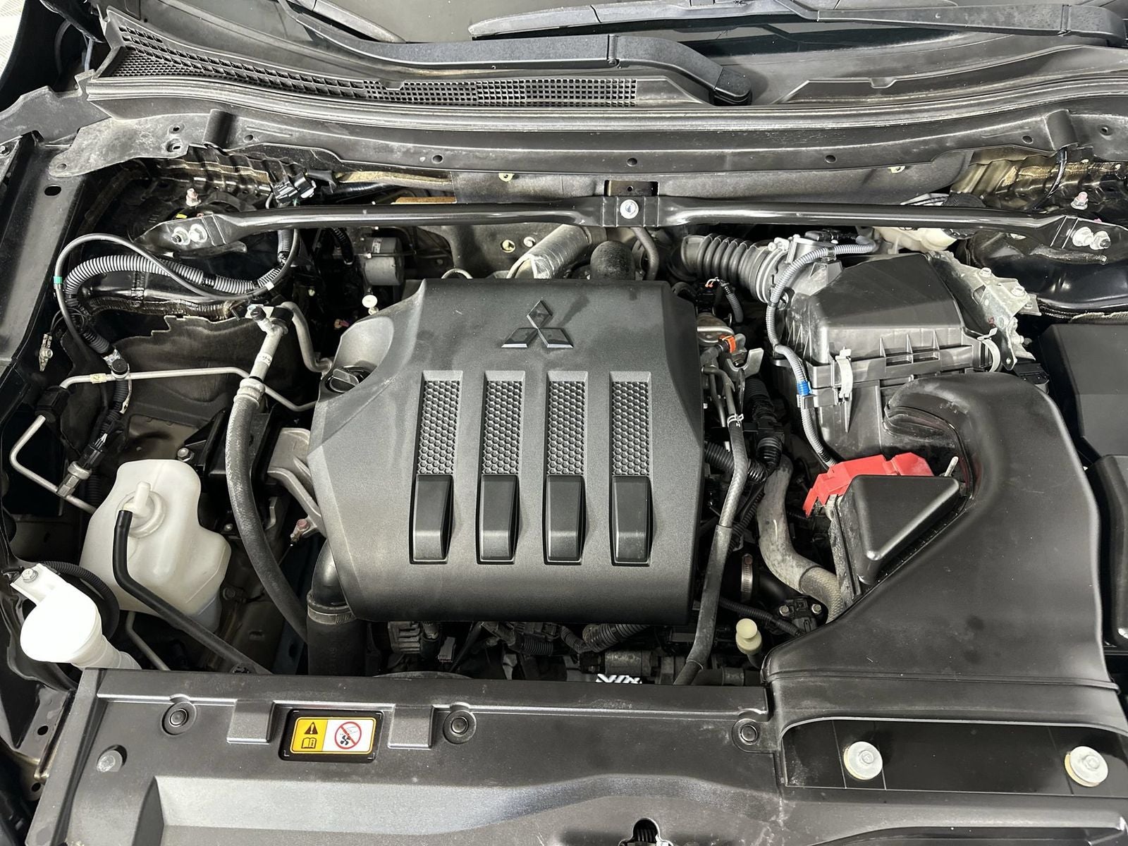 2022 Mitsubishi Eclipse Cross LE