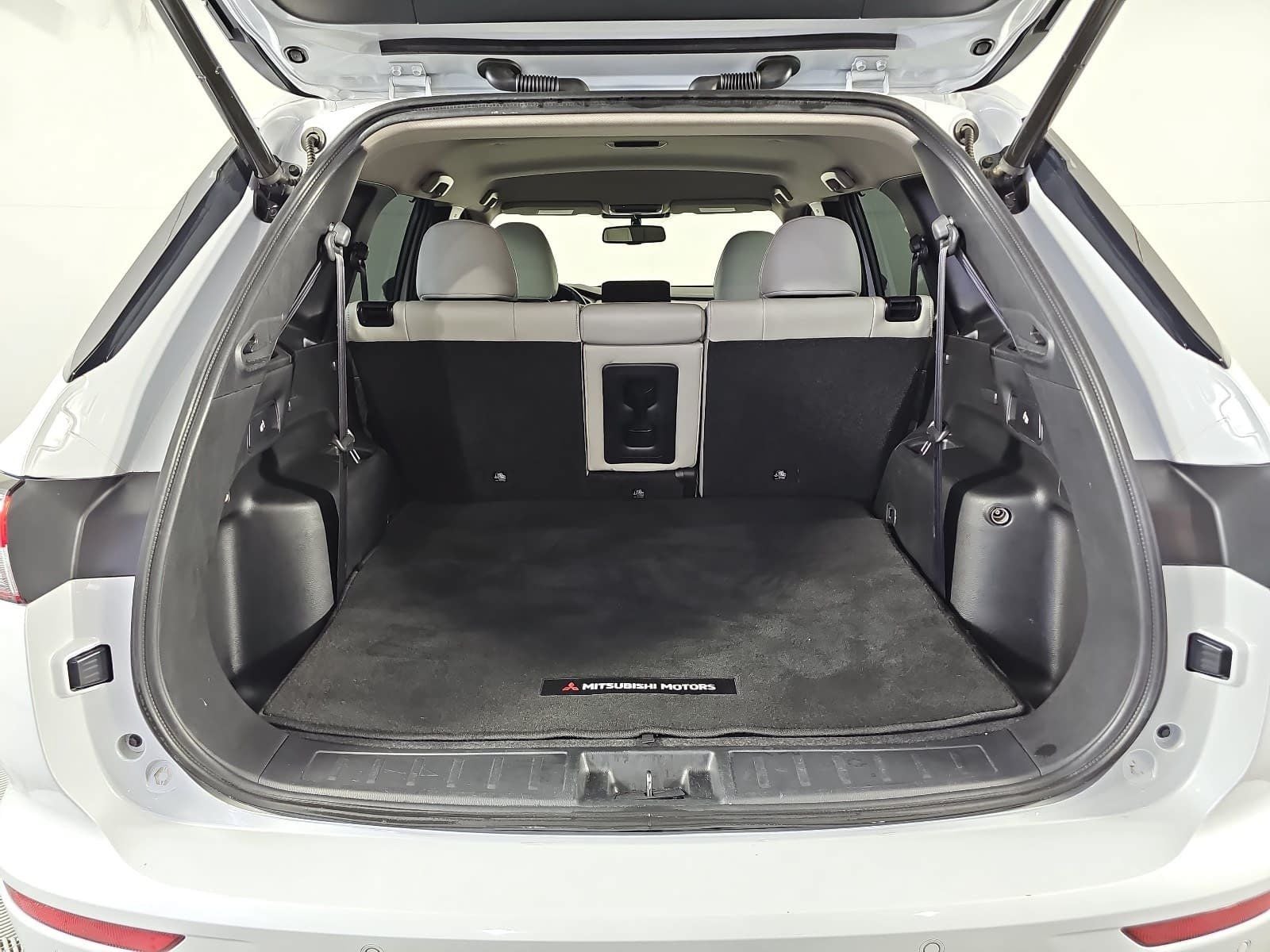 2024 Mitsubishi Outlander SEL