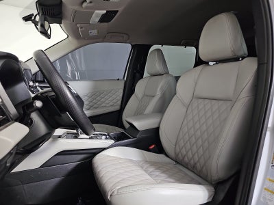 2024 Mitsubishi Outlander SEL