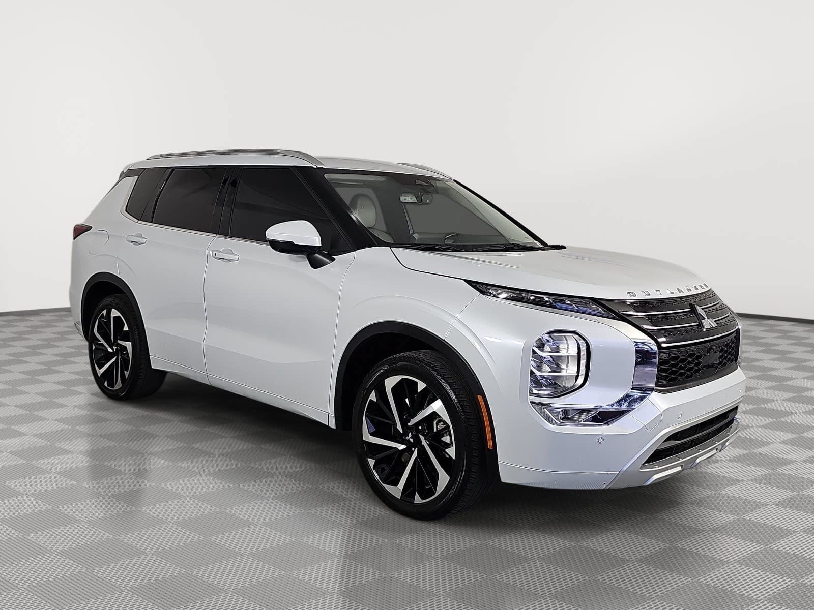 2024 Mitsubishi Outlander SEL