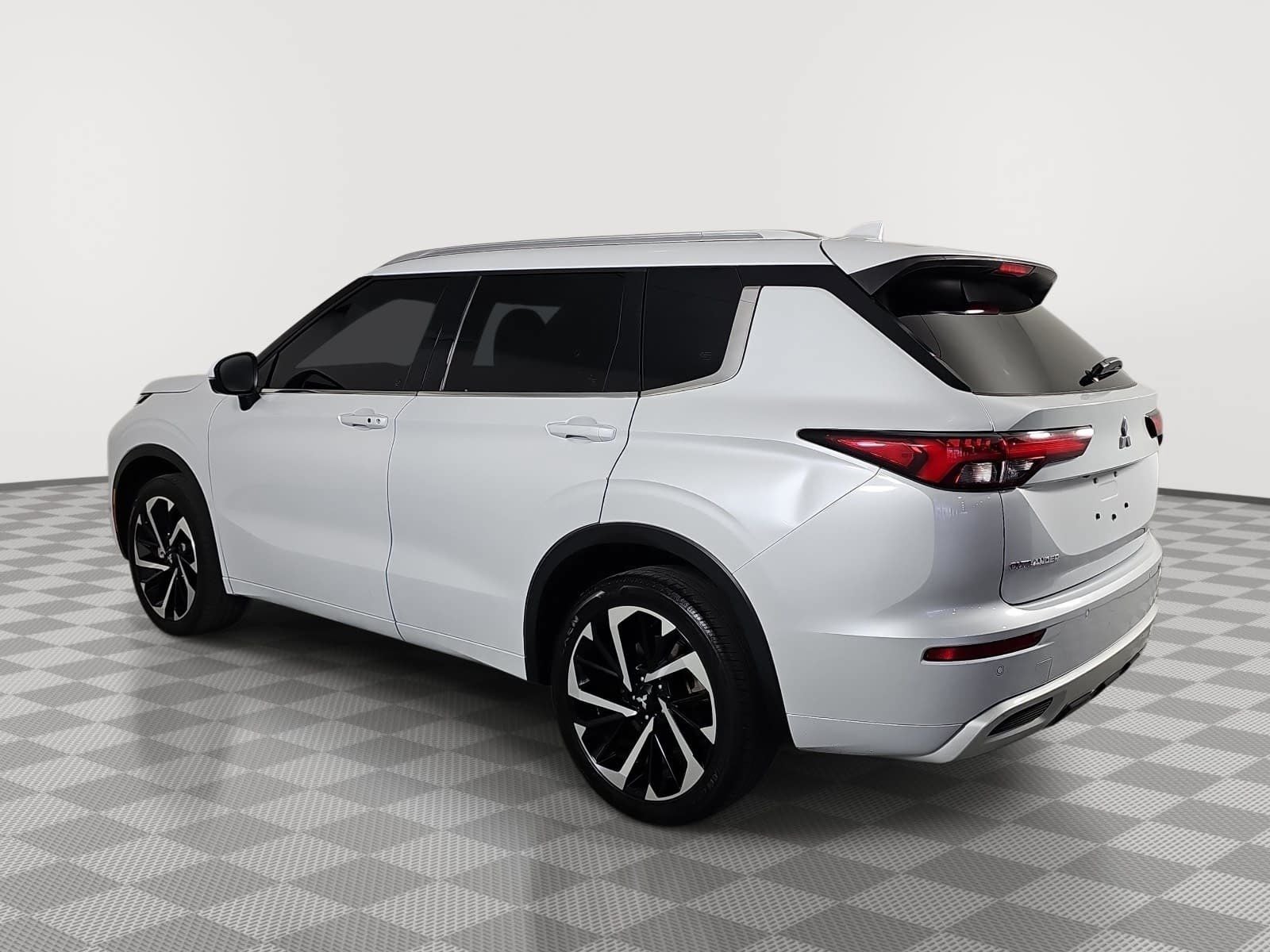 2024 Mitsubishi Outlander SEL