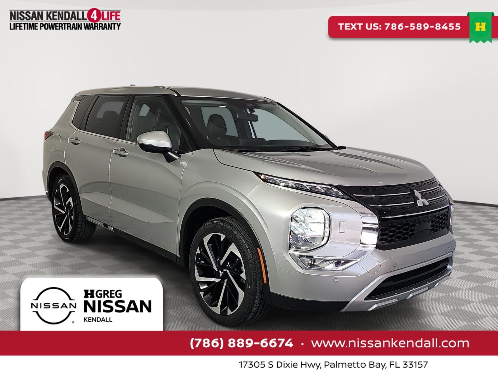 2023 Mitsubishi Outlander SE