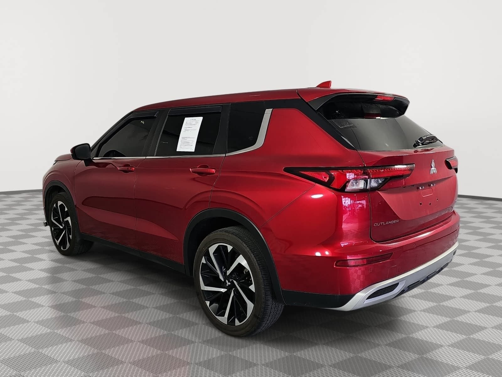 2024 Mitsubishi Outlander SE