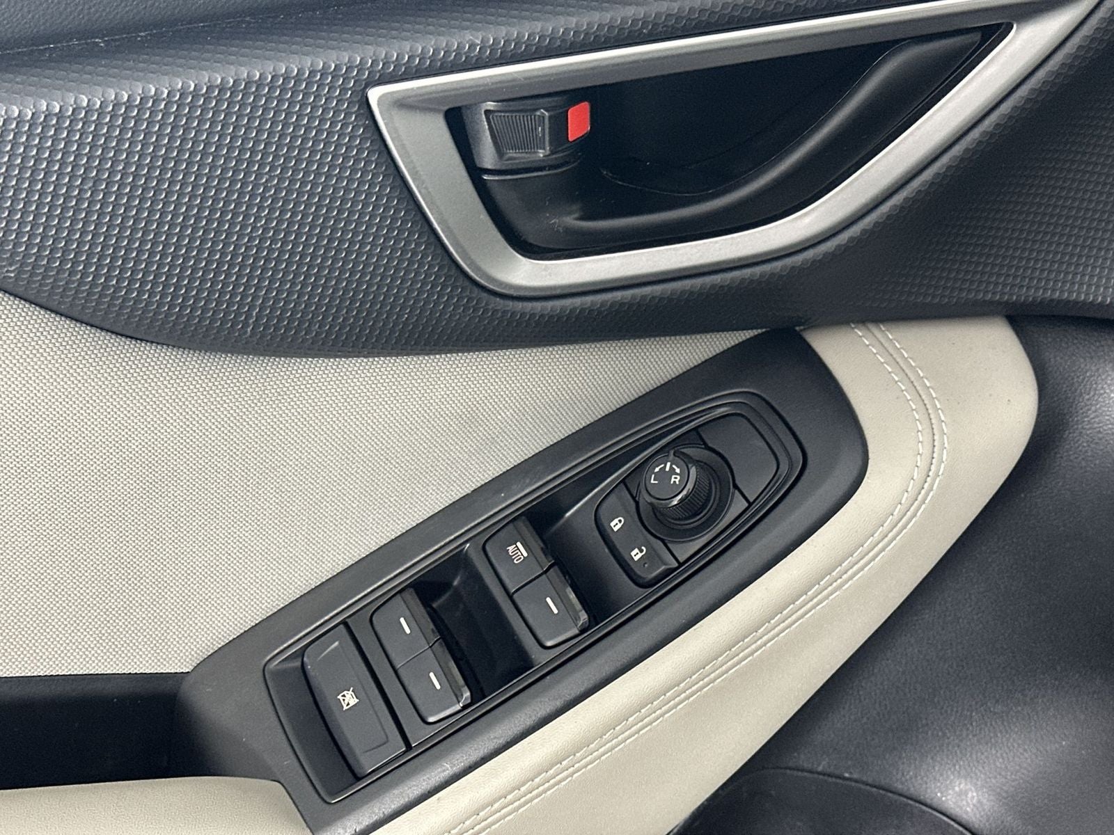 2023 Subaru Forester Base
