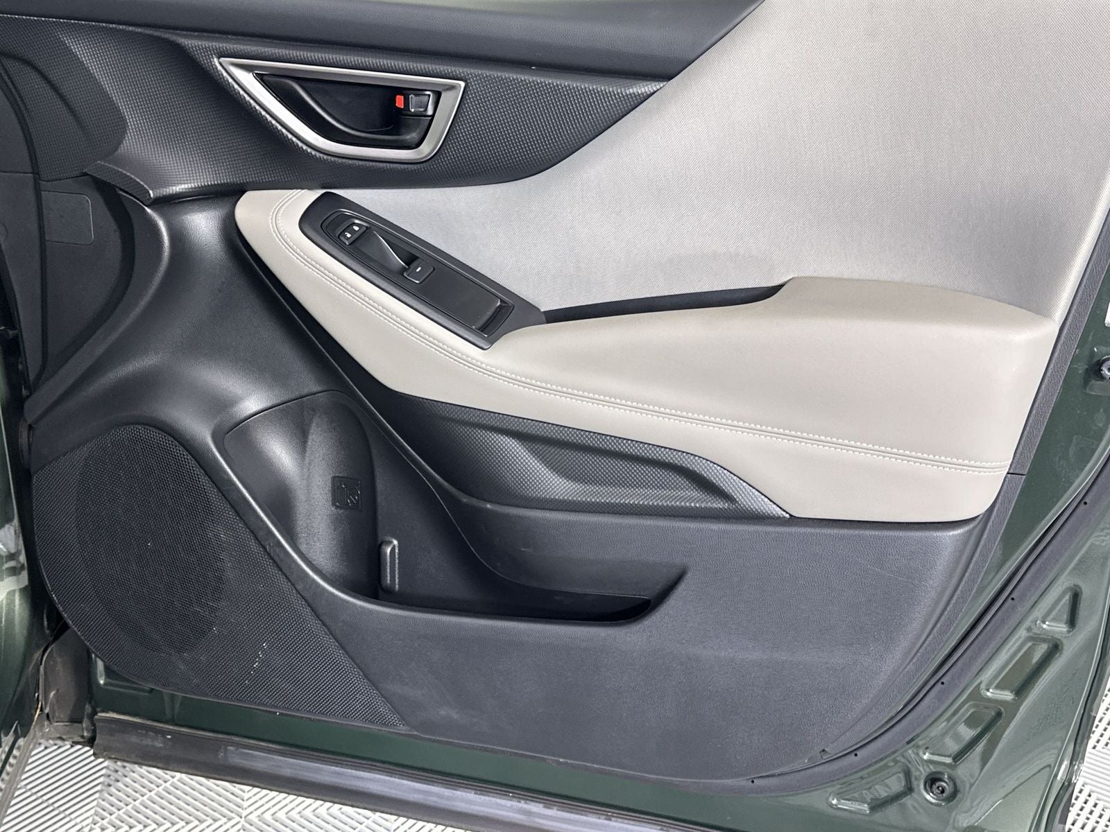 2023 Subaru Forester Base