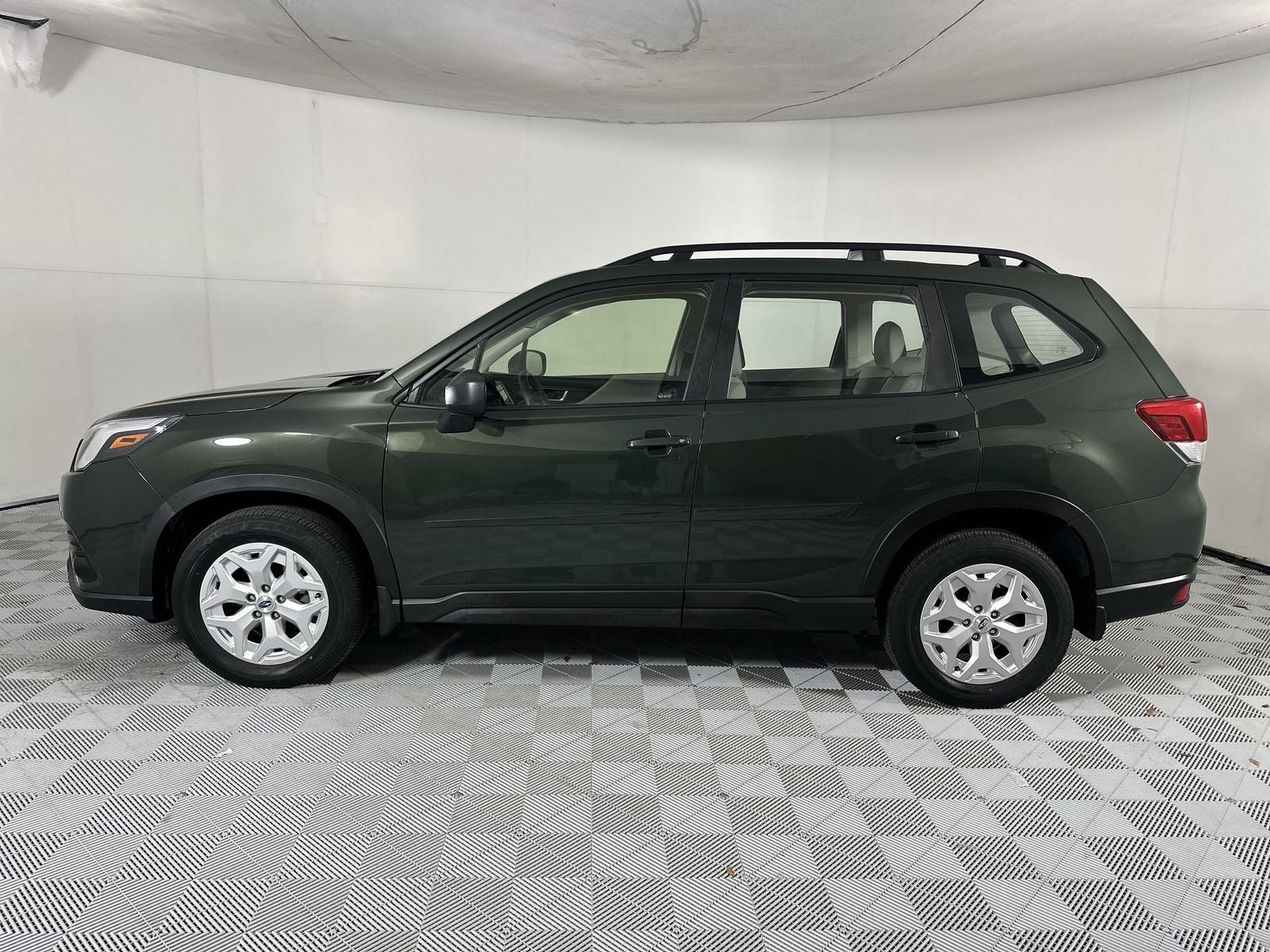 2023 Subaru Forester Base