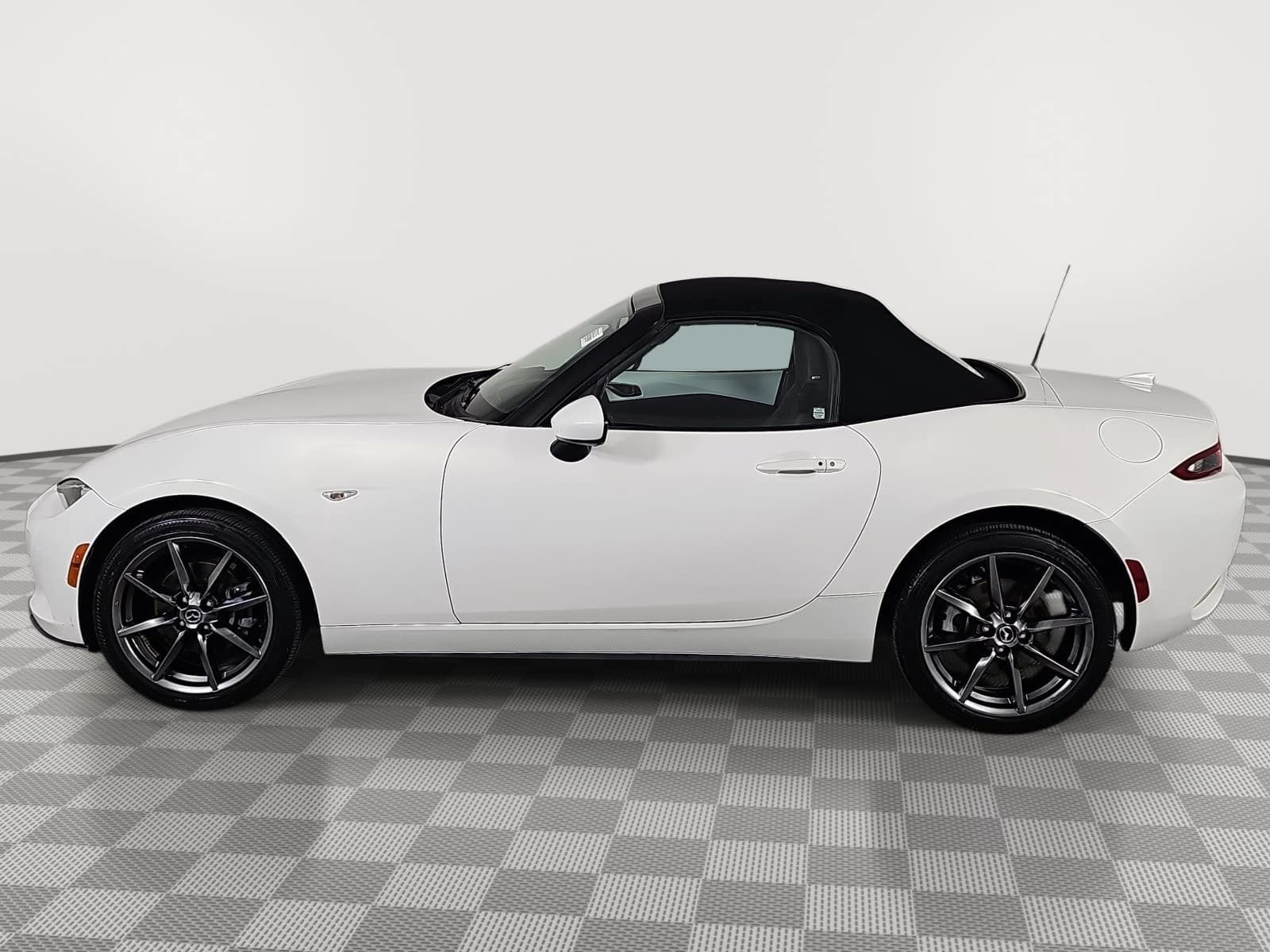 2016 Mazda Mazda Miata Grand Touring