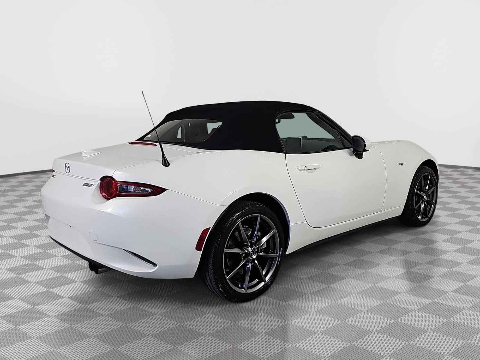 2016 Mazda Mazda Miata Grand Touring