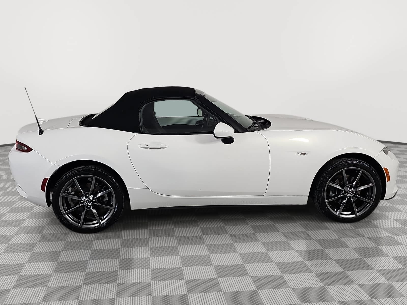 2016 Mazda Mazda Miata Grand Touring