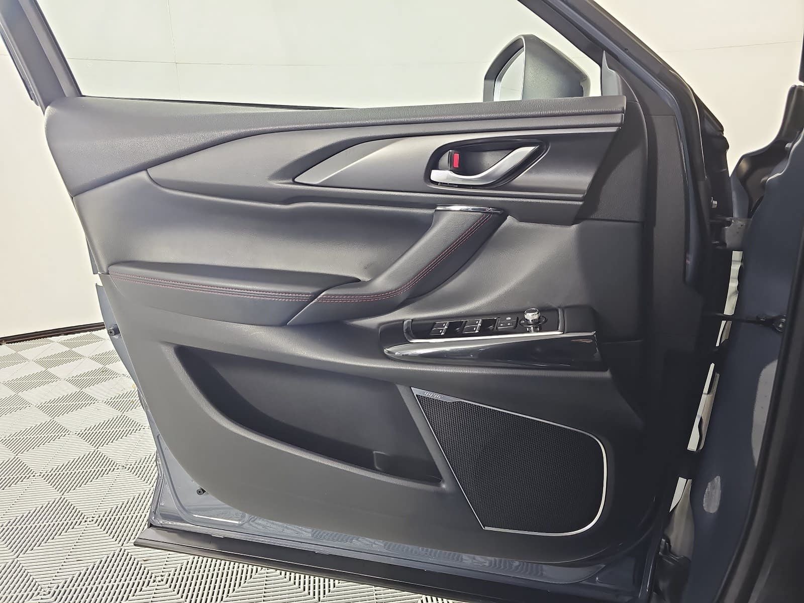 2022 Mazda Mazda CX-9 Carbon Edition